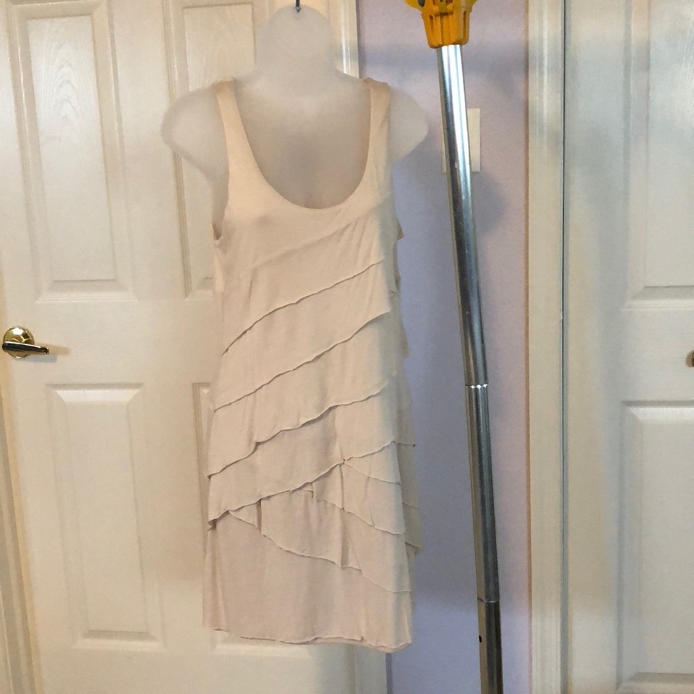 *Sold* Tiered casual jersey dress ivory Small.